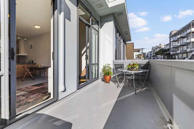 9/7 Hanson Street Mount Cook_1