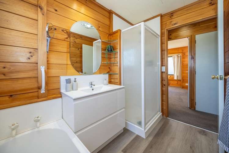 16 Bramley Drive Rototuna_16