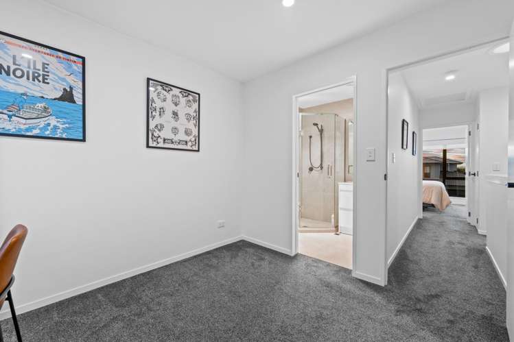 5/1A Royal View Road Te Atatu South_9