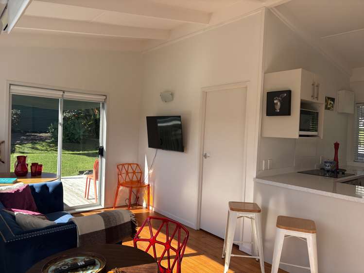 3b Maori Hut Road Red Beach_9