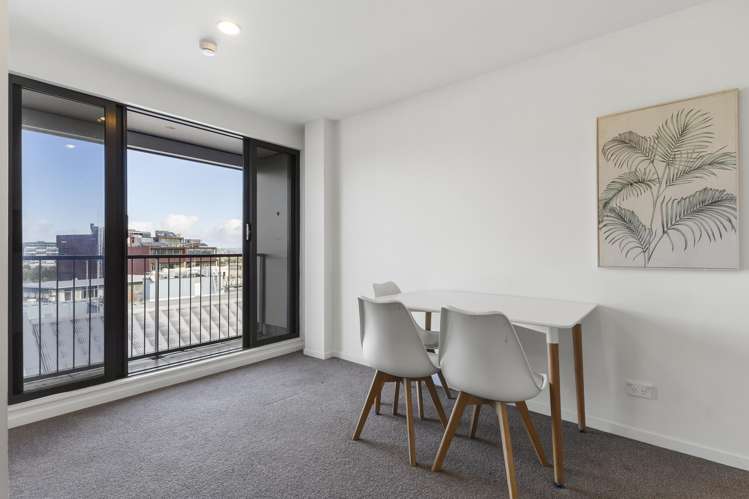 804/421 Queen Street_1