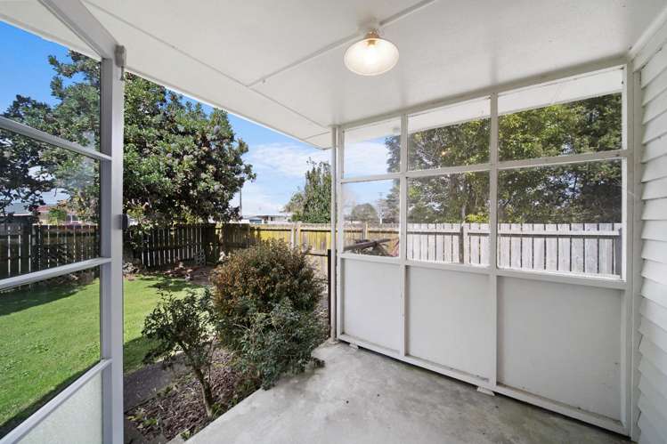 1/3 Cross Street Papakura_17