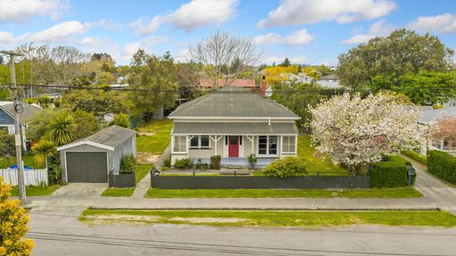Charming cottage on a large Leeston section