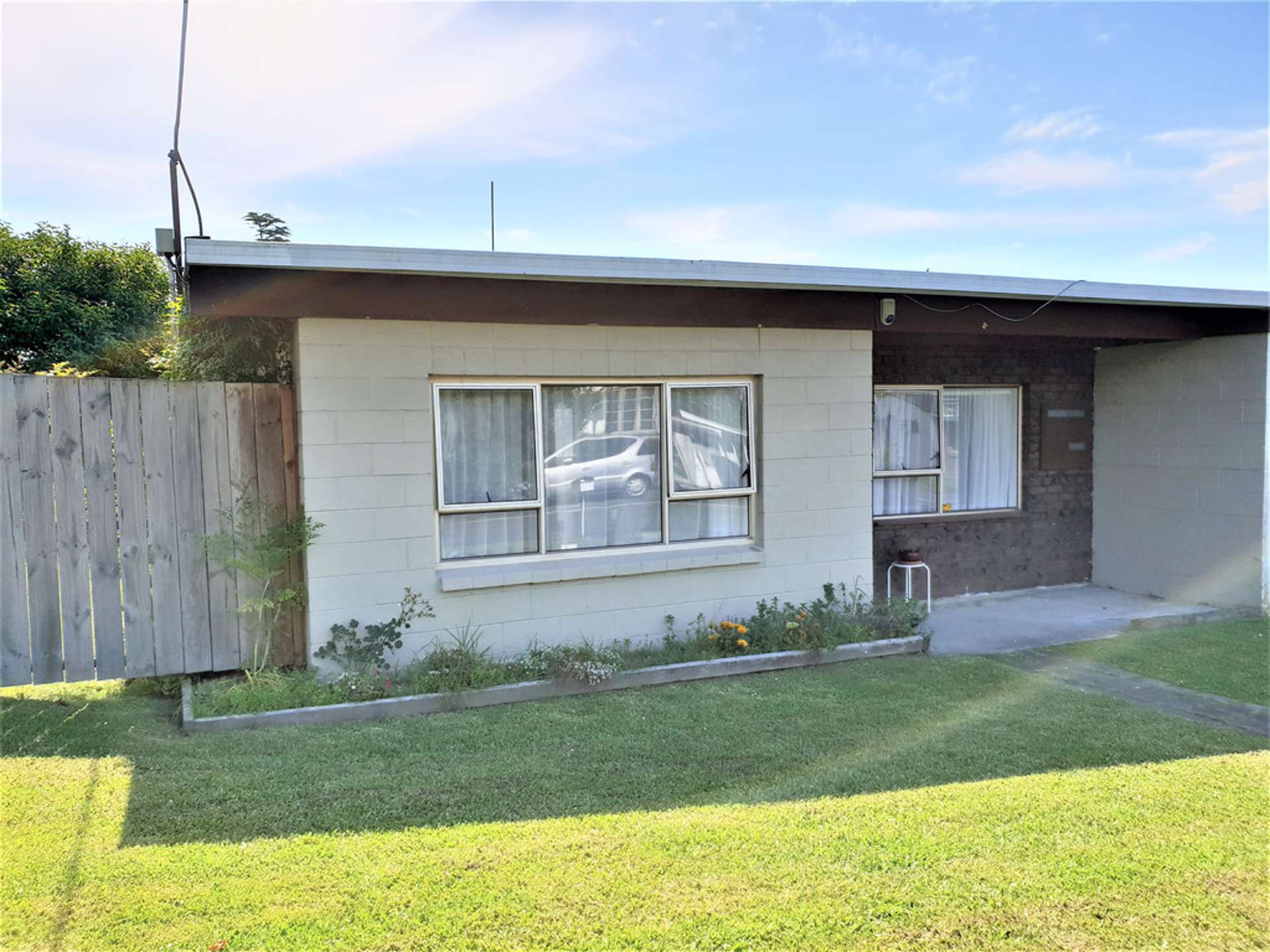 1/2 Pomelo Road Te Atatu South_0