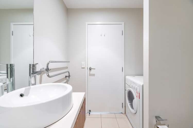 716/6 Dockside Lane Auckland Central_7