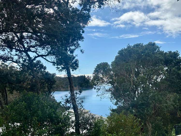 21A Ocean View Road Hatfields Beach_3