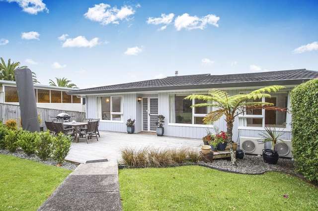 22 Grenada Avenue, Forrest Hill, Auckland