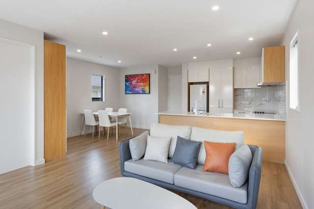 New House , 4 Executive Suits