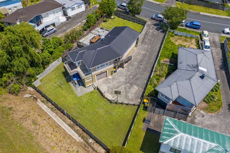 15 Totaravale Drive Totara Vale_13