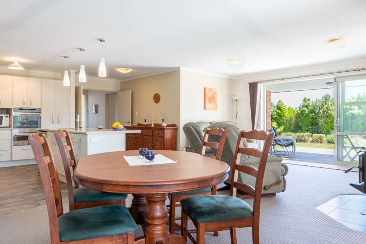 33 Ketemaringi Way Manakau_9