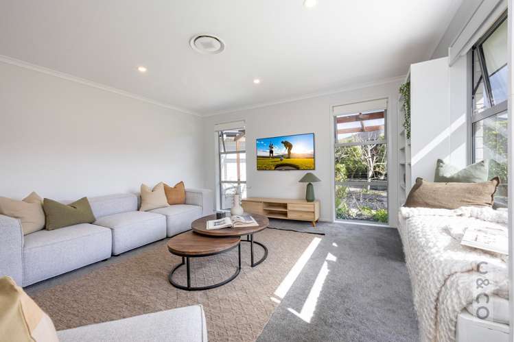 19 Riverhead Point Drive Riverhead_18