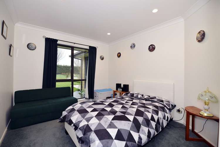 67 Smithfield Road Elgin_11