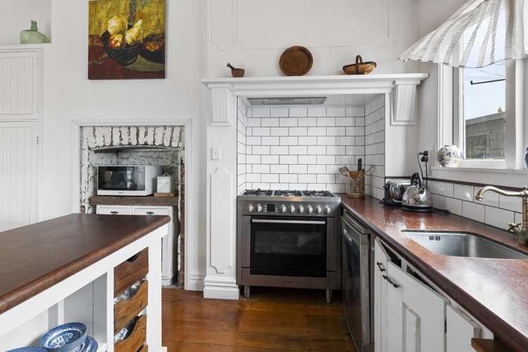 132 Tukapa Street Westown_6