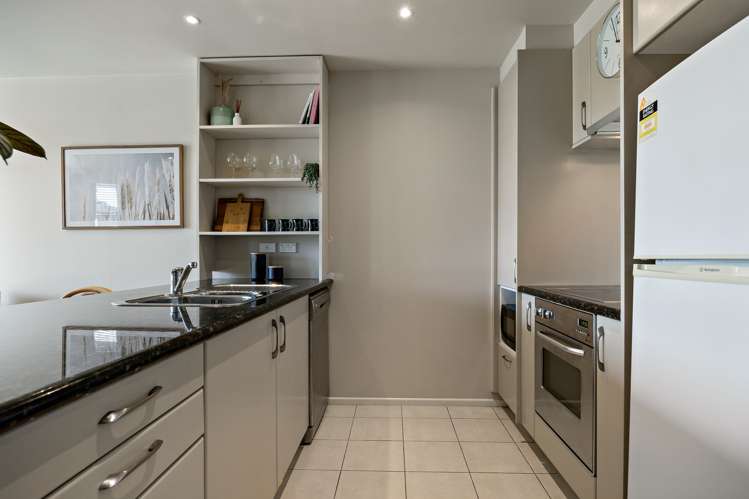 6/8 Landscape Road Papatoetoe_8