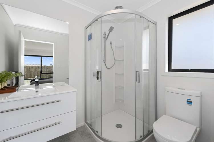 34 Maanihi Drive Rototuna North_13