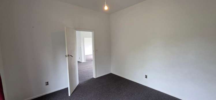  12 Rimutaka Street Paraparaumu_15