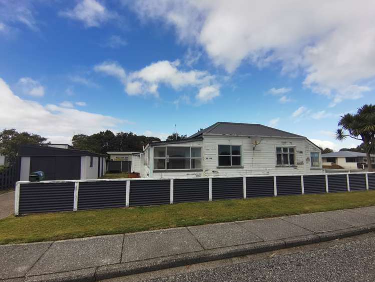 28 Park Street Hokitika_14