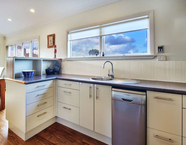 1/4 West Lynn Road Titirangi_9