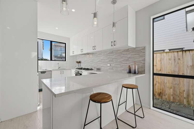 9 Pihoihoi Place Hobsonville_23