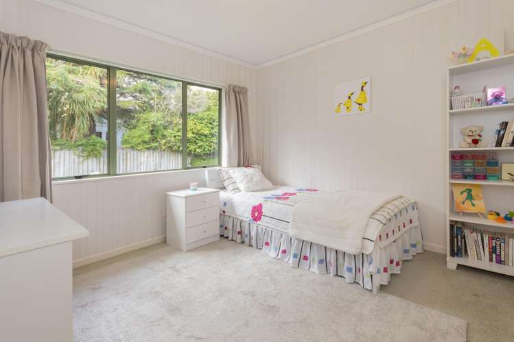 2 The Glen Hokowhitu_13