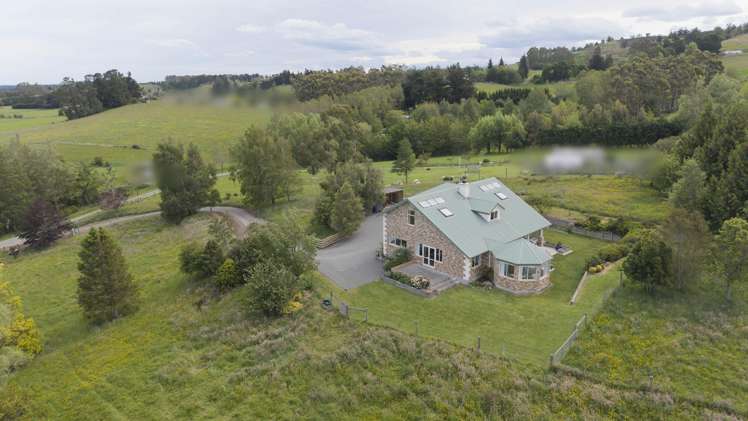 24 Somerset Drive Oxford_40