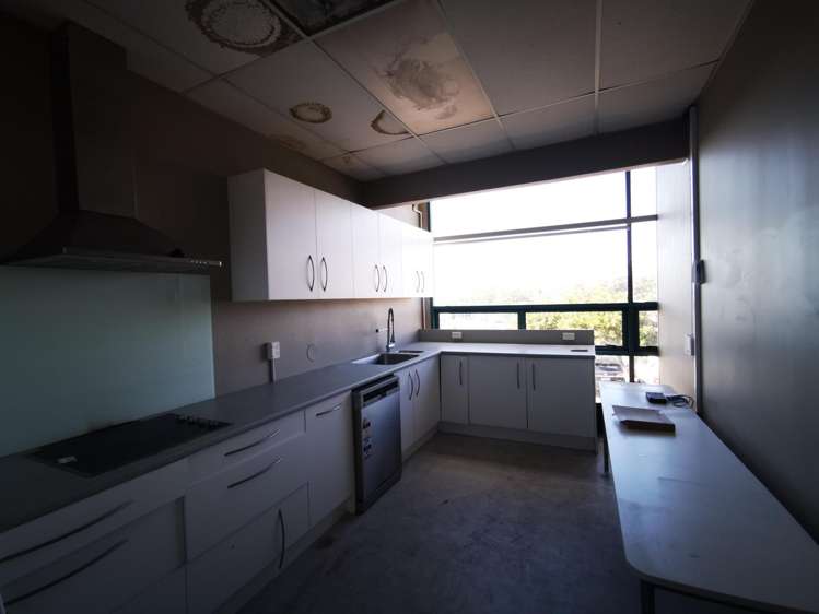 3/33-35 Waipareira Avenue Henderson_12