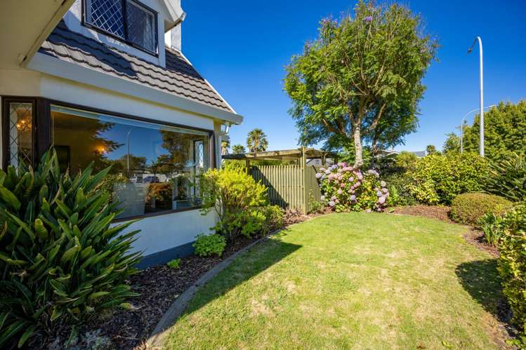 86 Halifax Street East The Wood_30