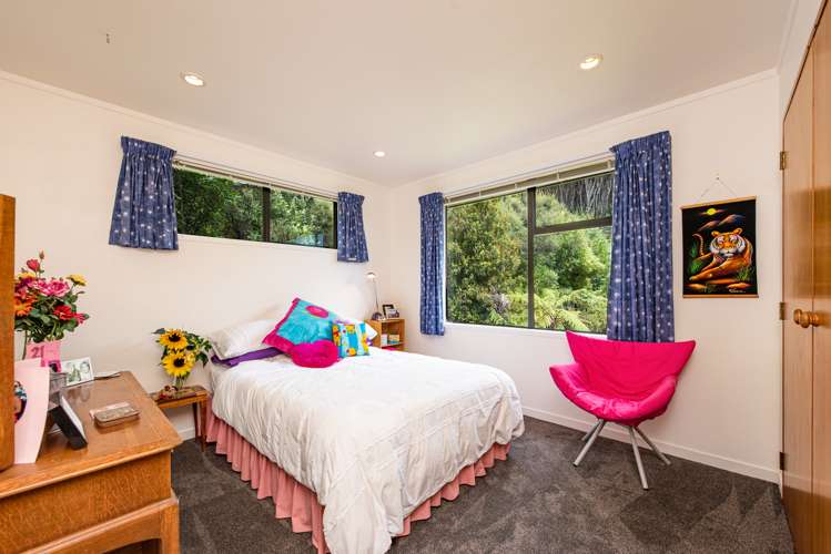 9 Furneaux Grove Whitby_16