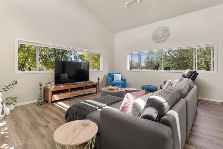 178 Cornwall Road Carterton_21