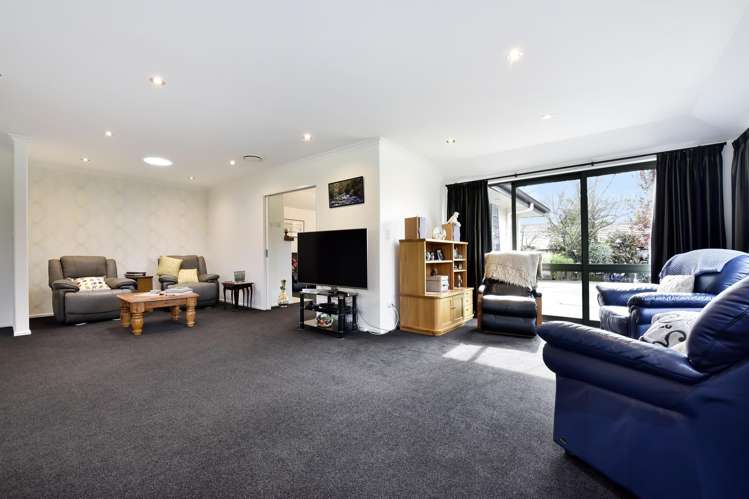 19 Aratia Way Richmond_4