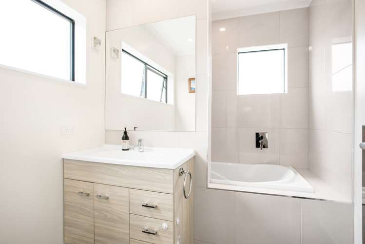 8 Kanuka Road Hobsonville_14