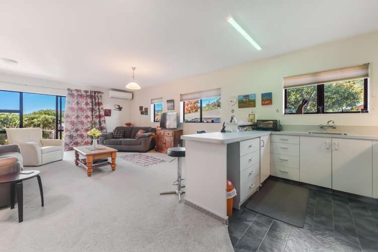 1/68 Waimea Road Nelson South_4