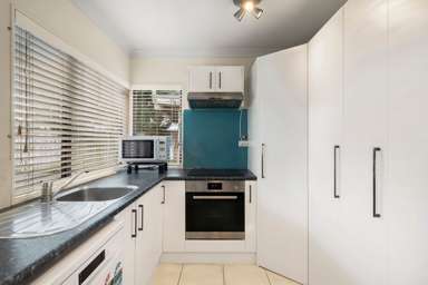 24A Ben Lora Place_2