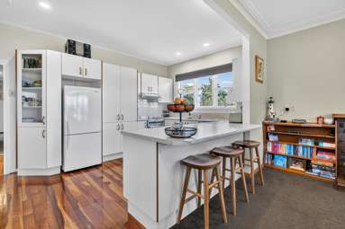 6 Tawa Street_3