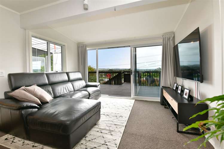 18a Hand Road Helensville_6