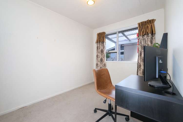 6 Aquarius Avenue Glen Eden_12