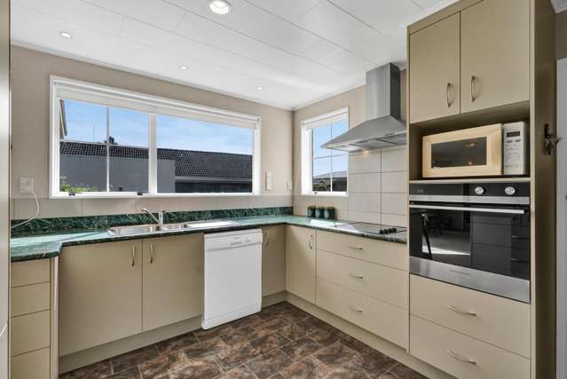 13 Quin Crescent Hawera_2