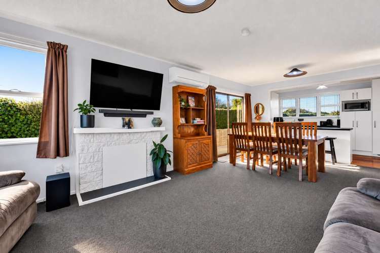 111 & 111a Puriri Street Hawera_6