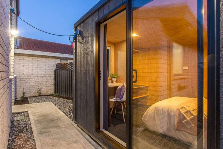 7 Omega Place Casebrook_2