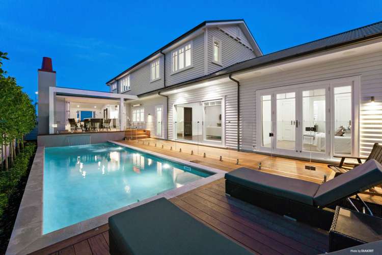 52 Marine Parade Mellons Bay_12