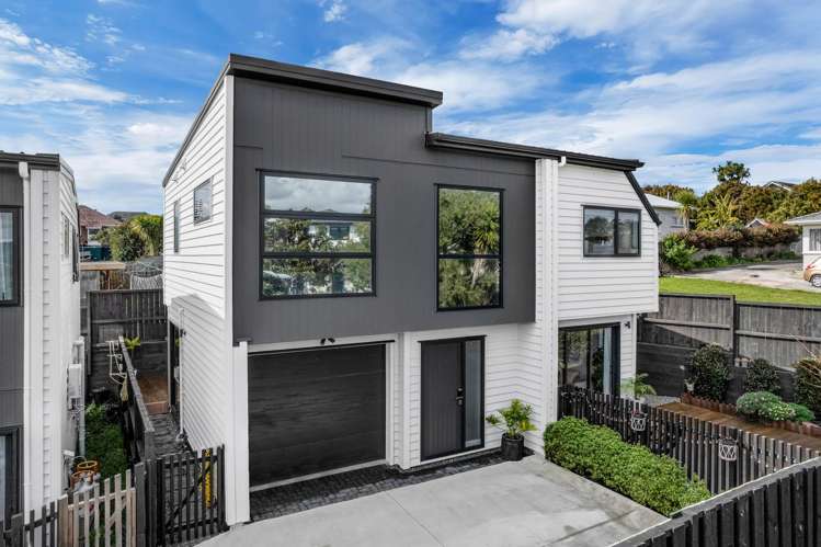 82E White Swan Road Mt Roskill_20