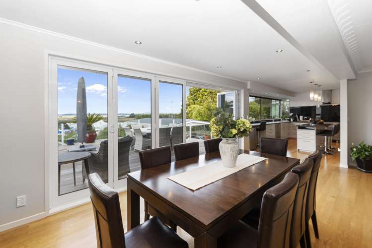 34 Covil Avenue Te Atatu South_7