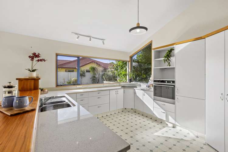 8 Taylor Place Merrilands_5