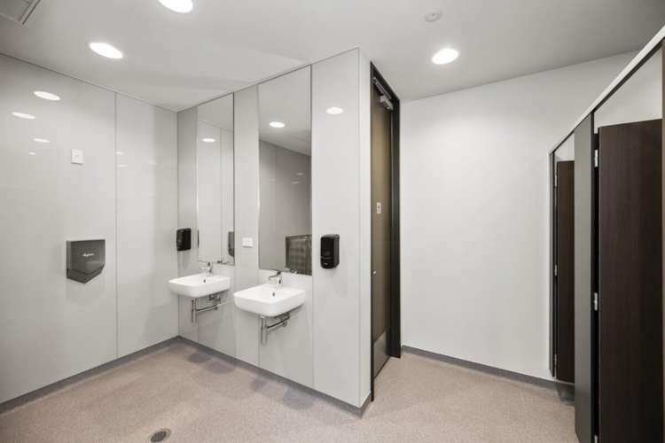 29 Landing Drive Mangere_21