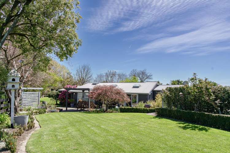 114 Norton Road Akina_11