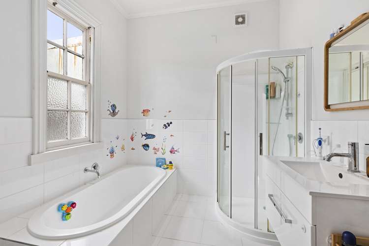 32 Stanley Street Berhampore_11