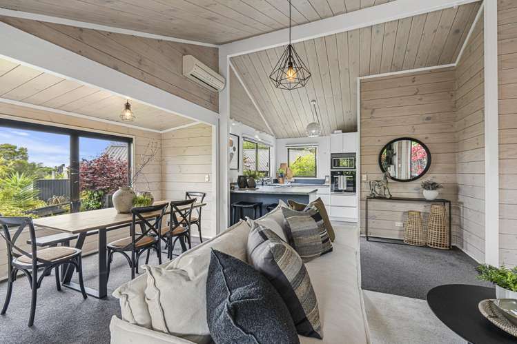 6 Honnor Place Hurdon_5