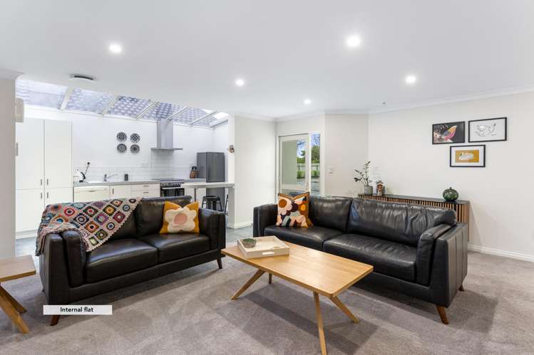 52 County Road Otaki_22