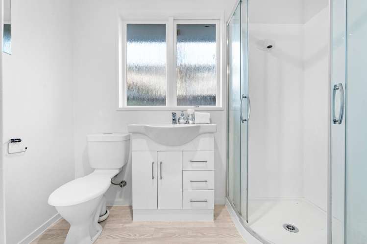 10 Hueglow Rise West Harbour_20