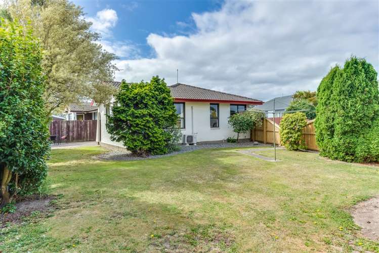 1/16 Kinross Street Hei Hei_13